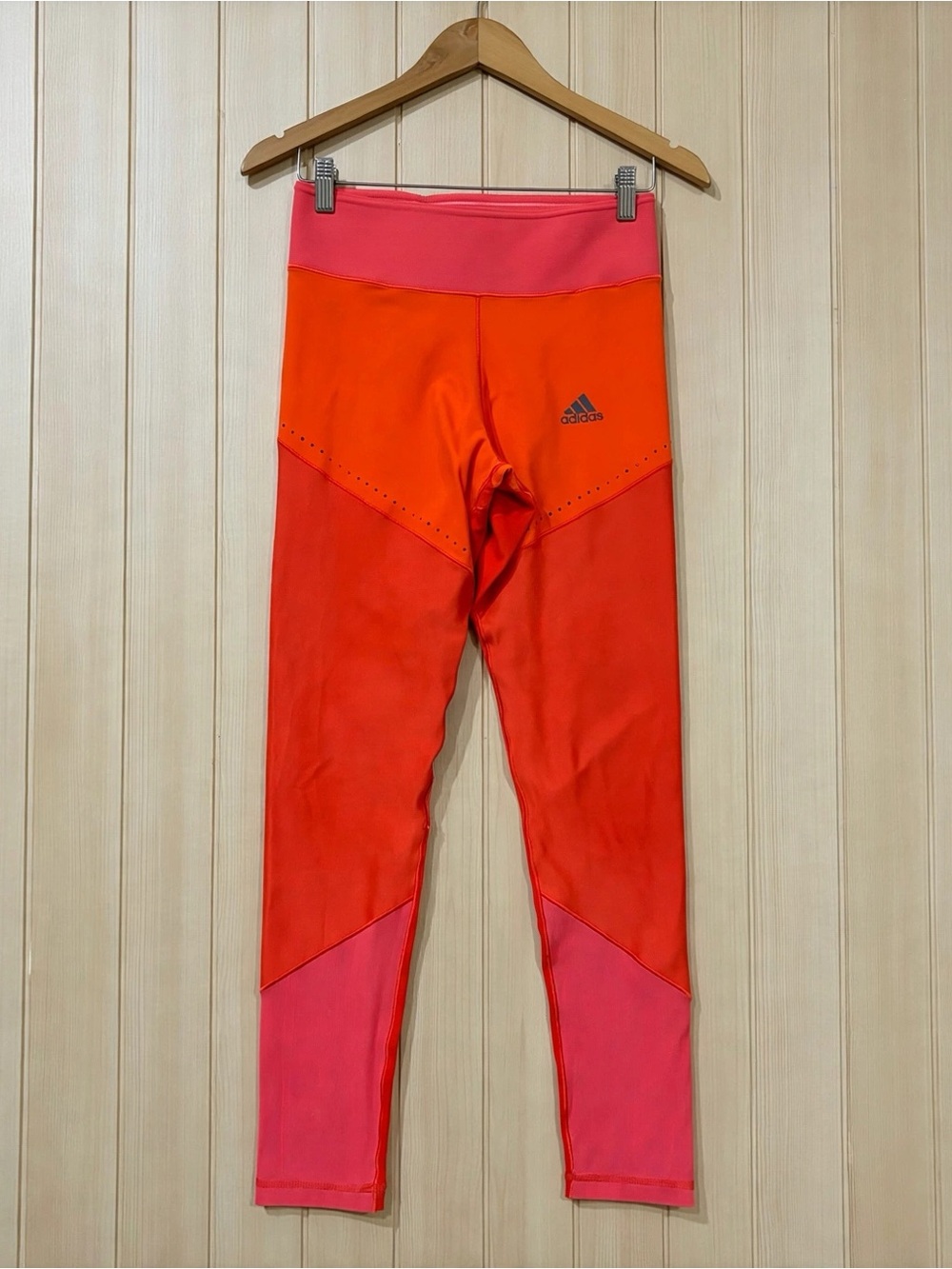 Adidas climate leggings neon orange Red hot pink laser perforated